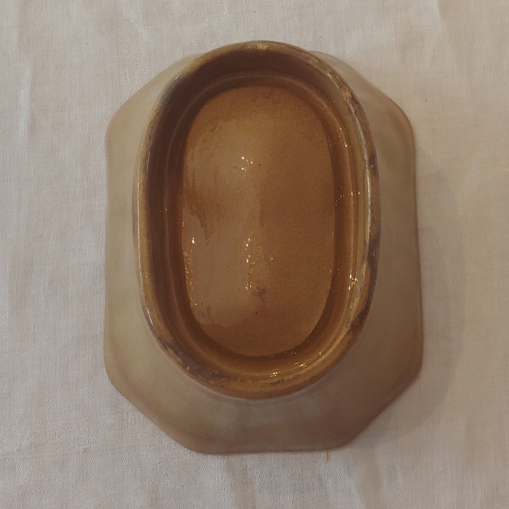 Yellow Ware Mold - Picture 7 of 15